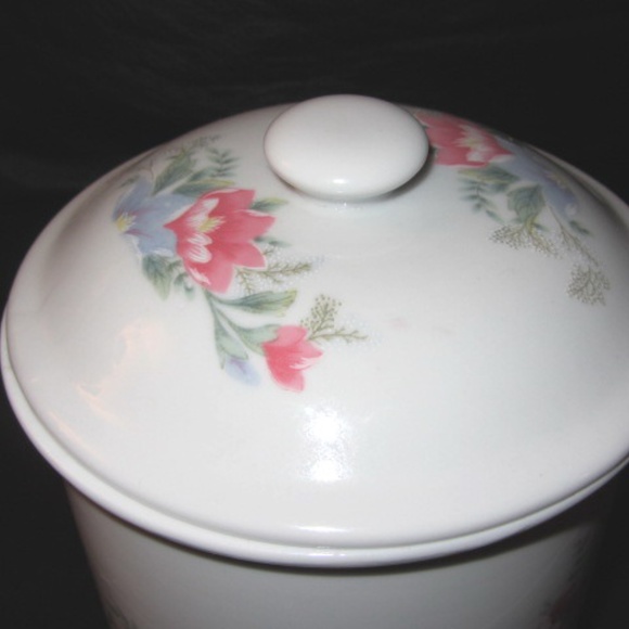 Cookie / Sugar/dry Goods Ceramic Jar - Picture 2 of 8